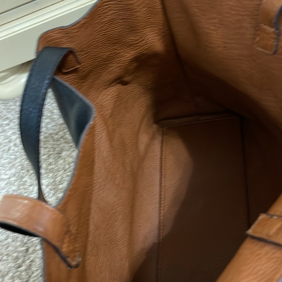 Black Leather Tote - Picture 3 of 6